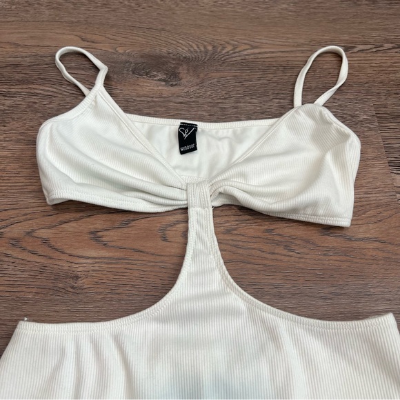 Windsor White Cut-Out Bodycon Dress Small - Picture 2 of 5